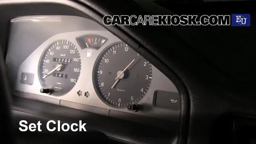 1996 Peugeot 106 Sport 1.1L 4 Cyl. Horloge